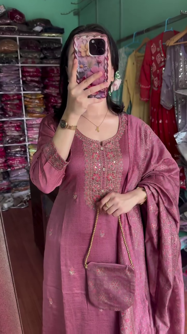 Pink Ethnic Motifs Printed Straight Sequinned Organza Kurta with Trousers & Dupatta - Image 2