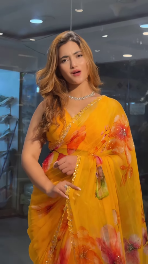 Yellow Chiffon Printed Saree - Image 2