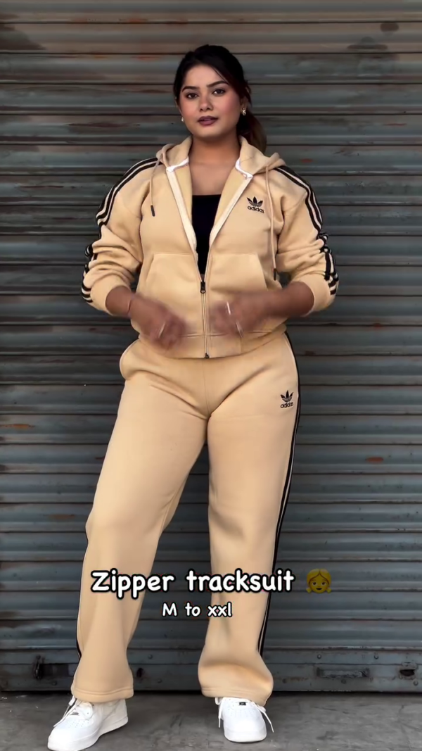 Zipper Tracksuit – Stylish and Comfortable Activewear for Every Season - Image 8