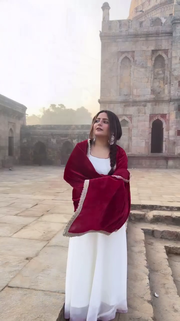 Fancy And Stylish White Gown With Red Colour Embroidered Dupatta - Image 3