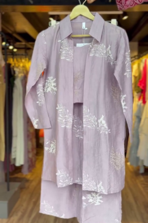 Buy Women Lavender & Silver Solid Sleeveless inner with Printed jacket with pant plazza