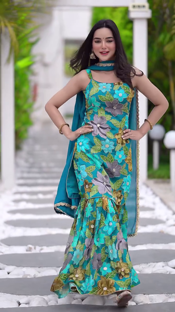 Beautiful chinnon suit with beautiful dupatta - Image 5